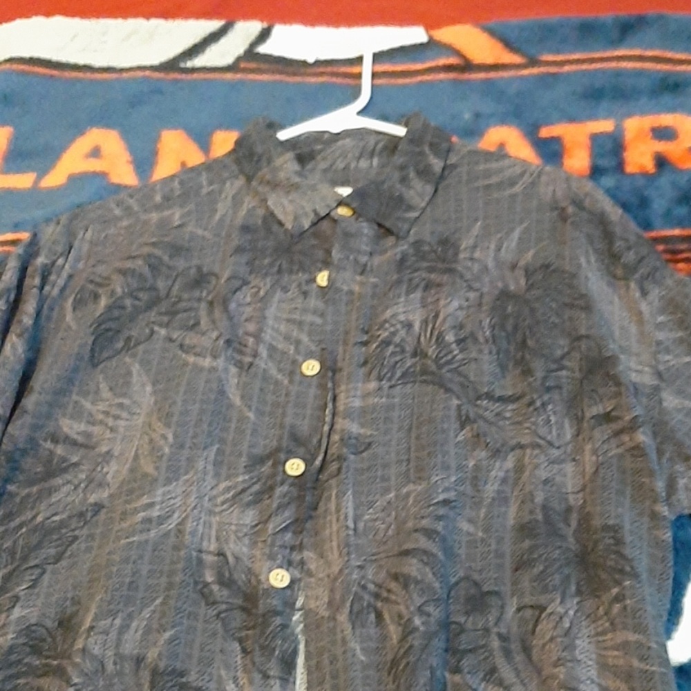 Sports shirt